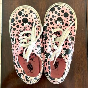 Toddler girls Minnie Mouse Vans sneakers size 8